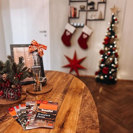 96M2 Of Comfort And Style: 4Bd Apartment In Old Town Bratislava Eksteriør billede