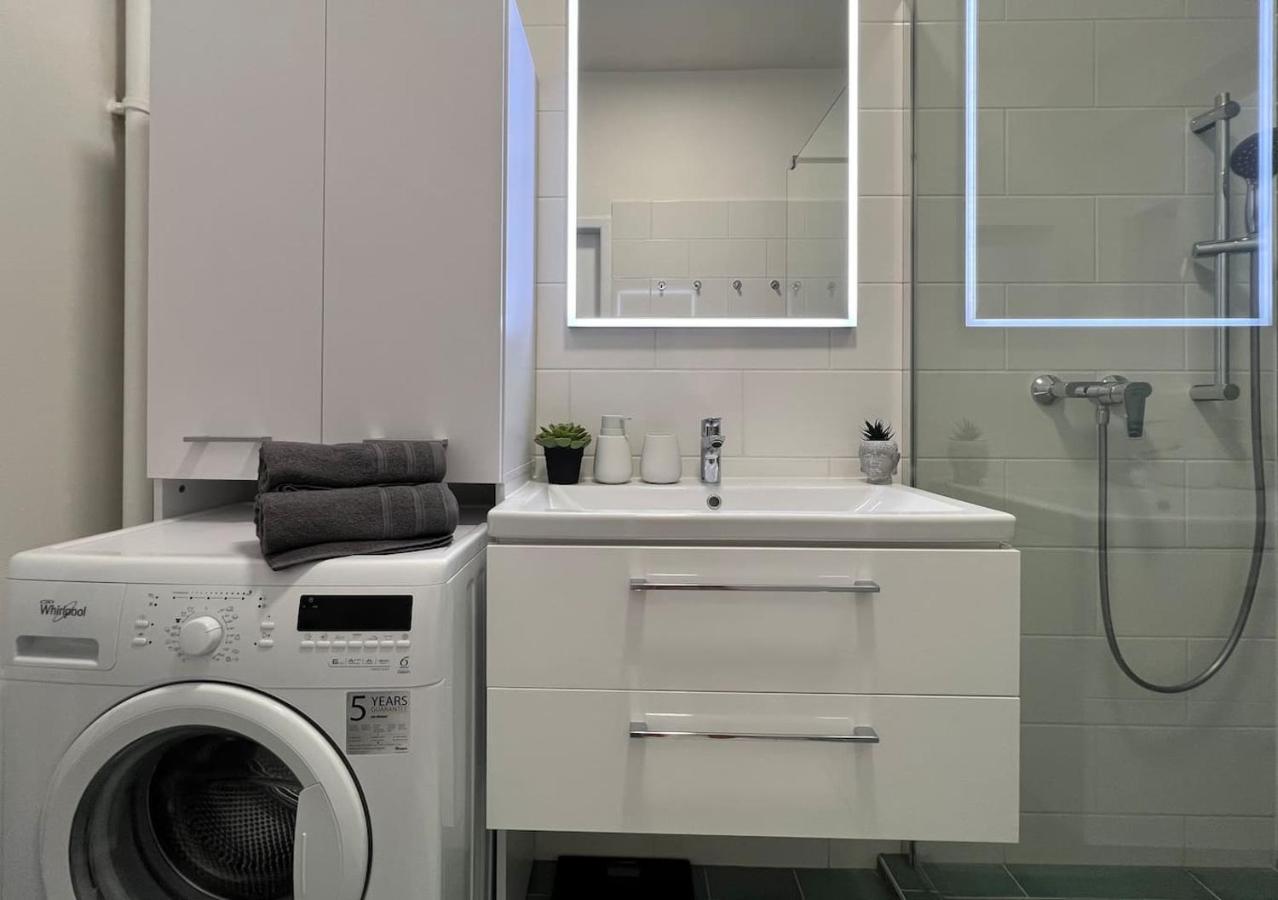 96M2 Of Comfort And Style: 4Bd Apartment In Old Town Bratislava Eksteriør billede